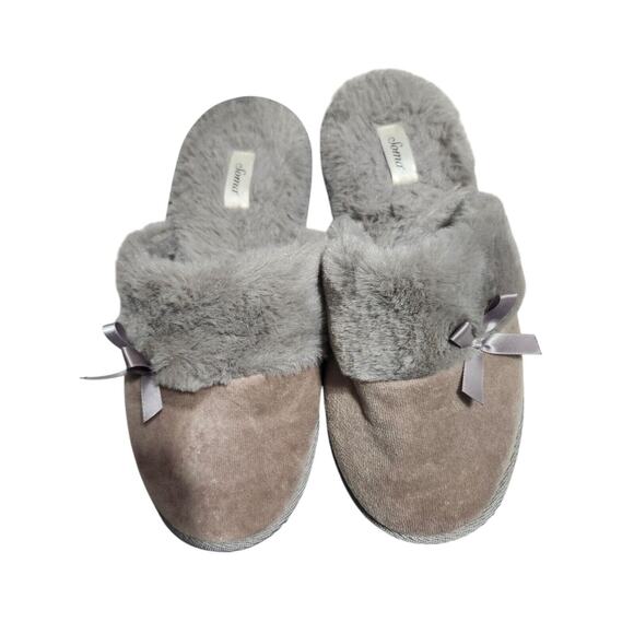 NEW SOMA Plush Gray Chenille Faux Fur Slippers Womens 7/8 Size L with TAGS - Picture 1 of 7